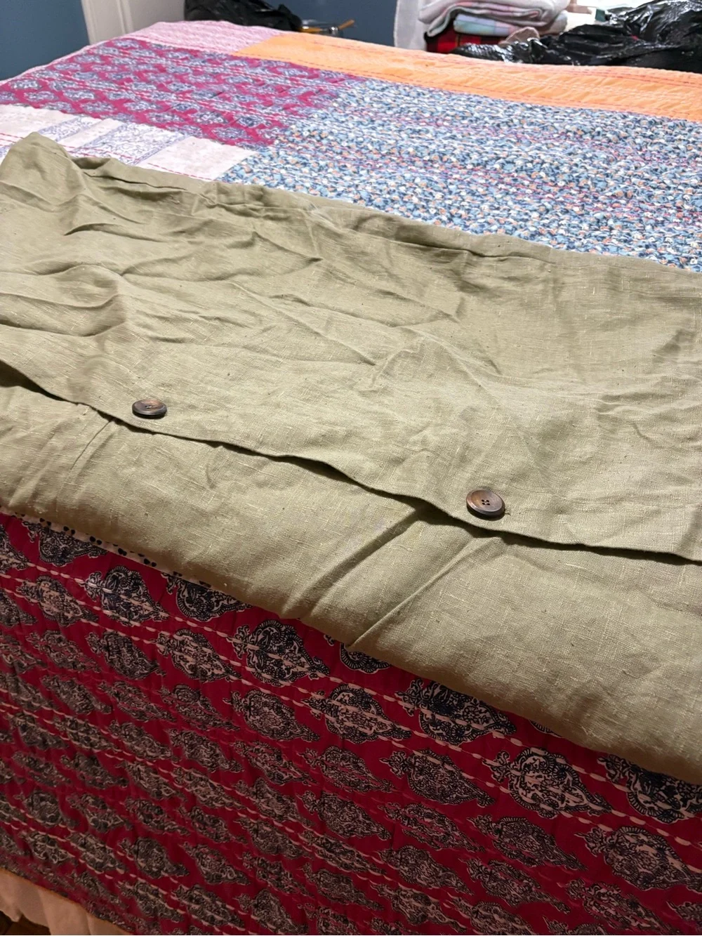 Olive Green Linen Button Pouch Duvet King